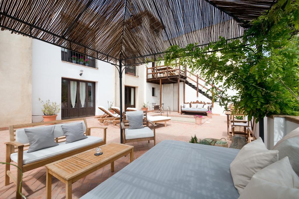 Casa Bombo Bed & Breakfast กรานาดา ภายนอก รูปภาพ