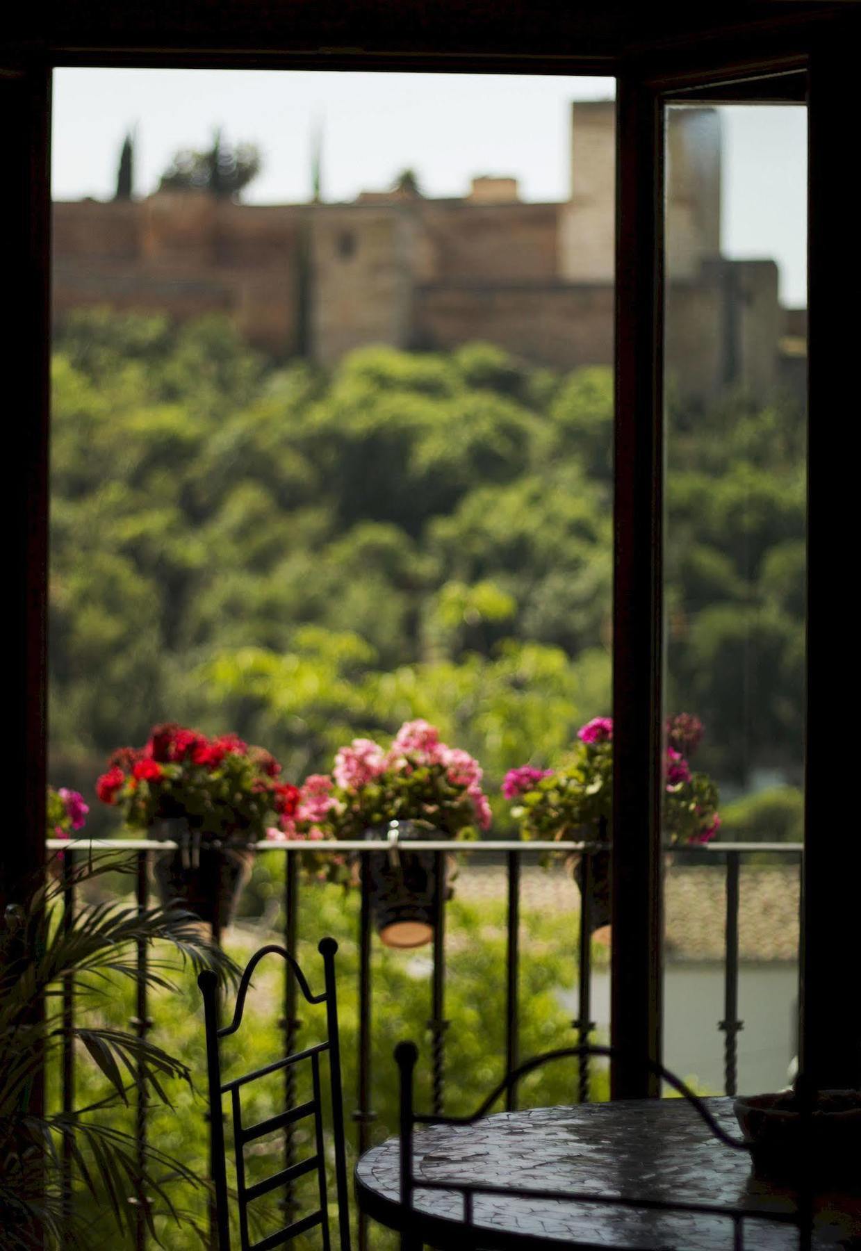 Casa Bombo Bed & Breakfast กรานาดา ภายนอก รูปภาพ
