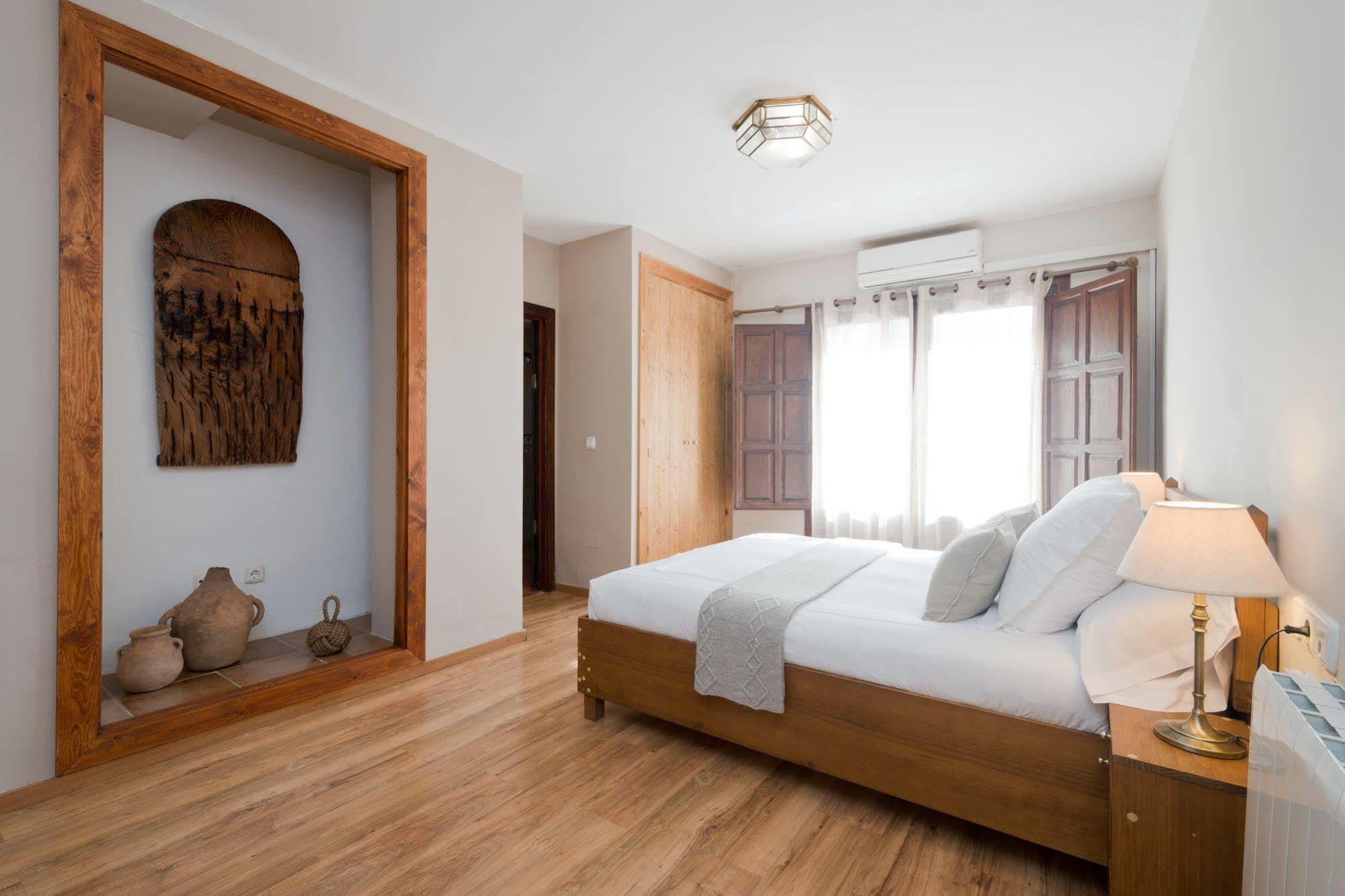 Casa Bombo Bed & Breakfast กรานาดา ภายนอก รูปภาพ