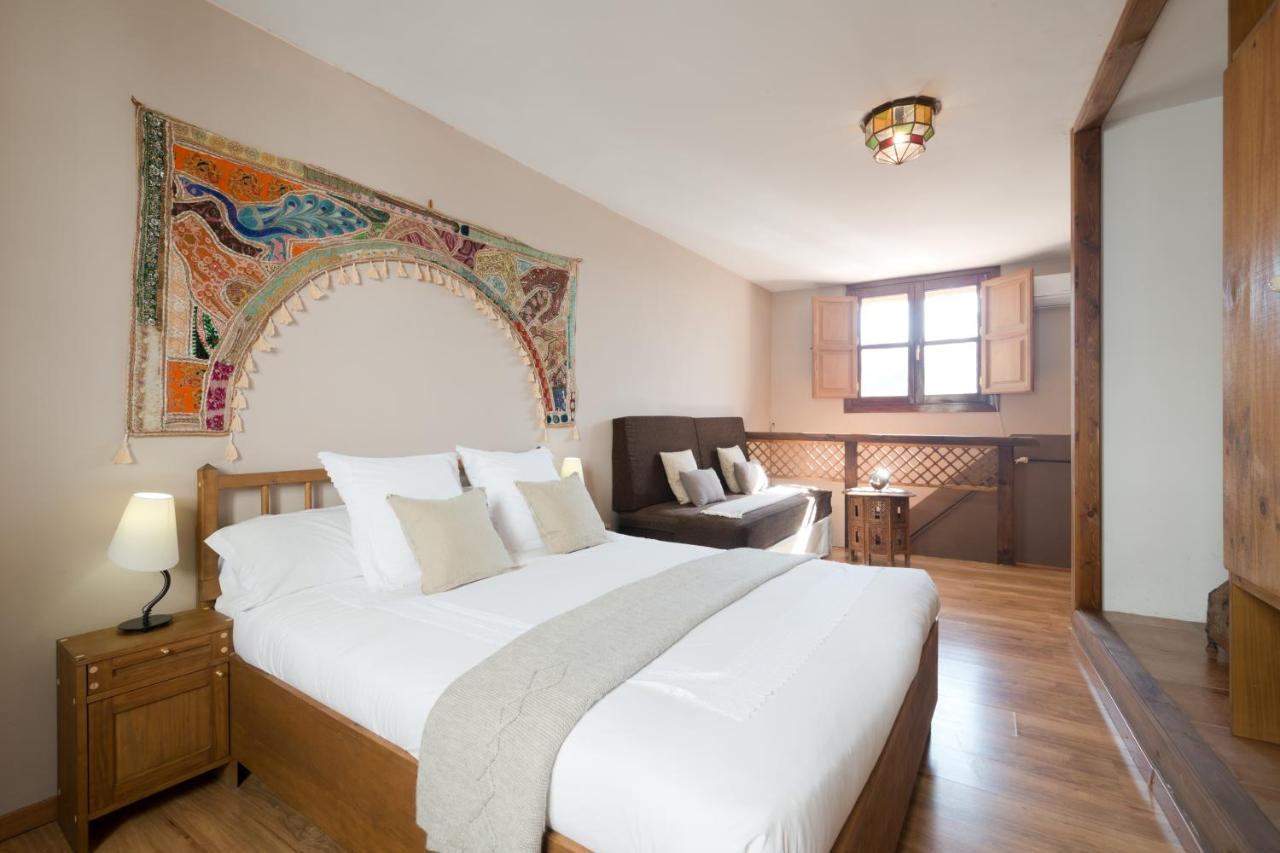 Casa Bombo Bed & Breakfast กรานาดา ภายนอก รูปภาพ