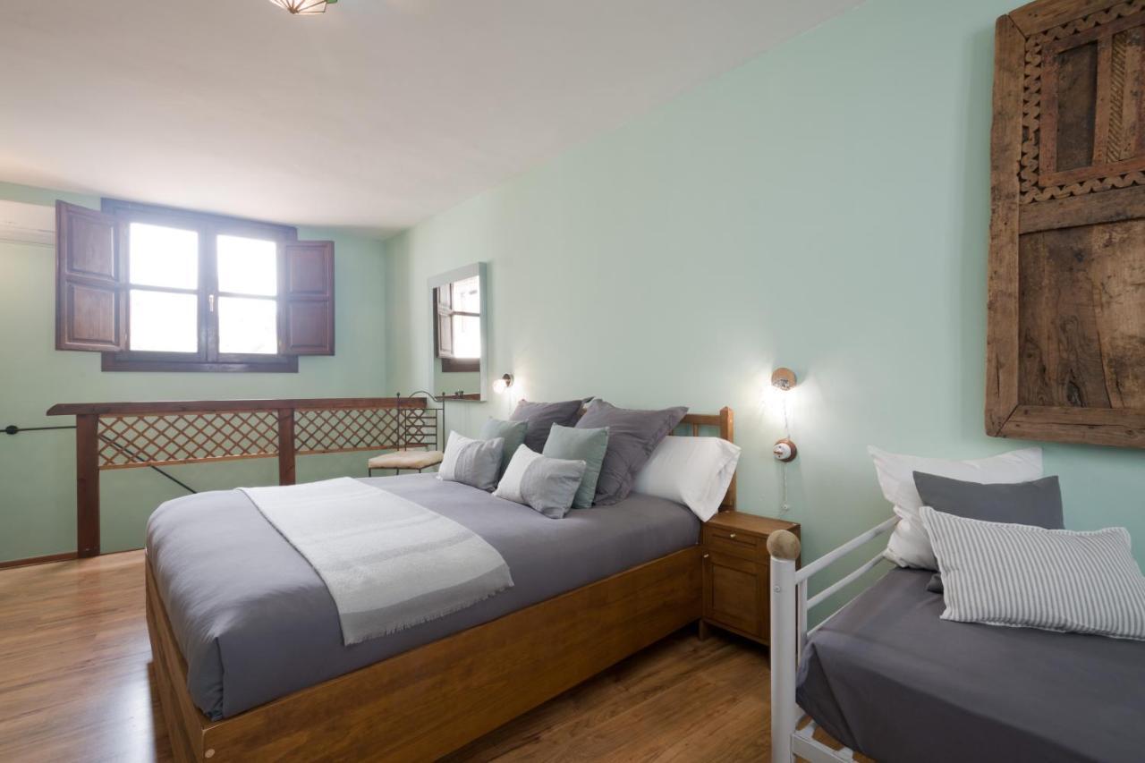 Casa Bombo Bed & Breakfast กรานาดา ภายนอก รูปภาพ